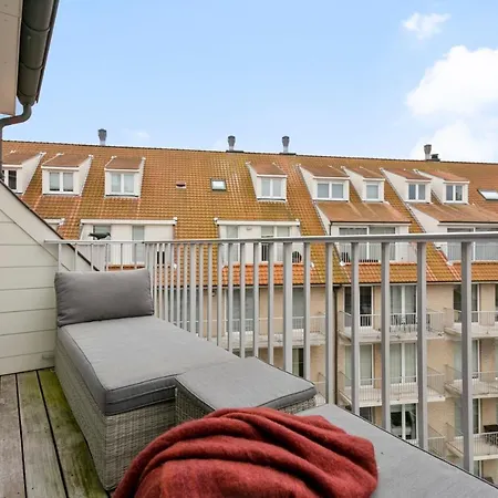 Charming Sunny Duplex With 2 Large Terraces And Private Parking In * Knokke-Heist