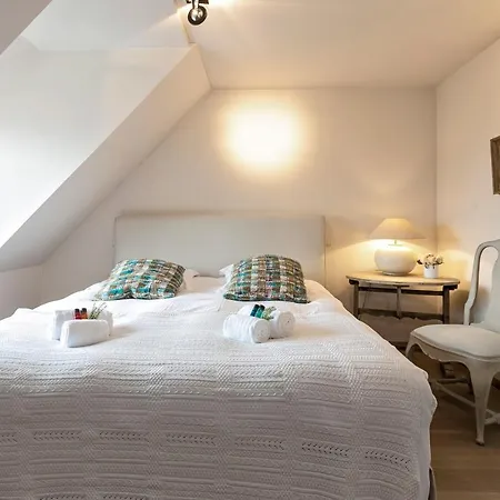 Charming Sunny Duplex With 2 Large Terraces And Private Parking In Daire *
