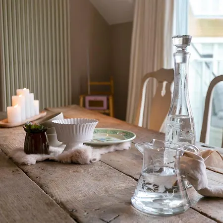 Daire Charming Sunny Duplex With 2 Large Terraces And Private Parking In